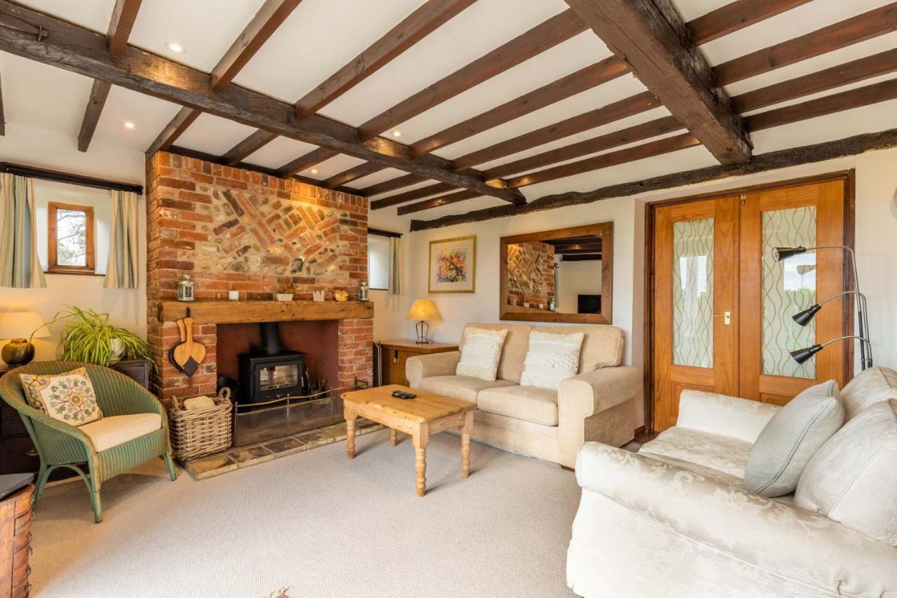 Host & Stay - Woodfalls Barn Burgh and Tuttington Luaran gambar
