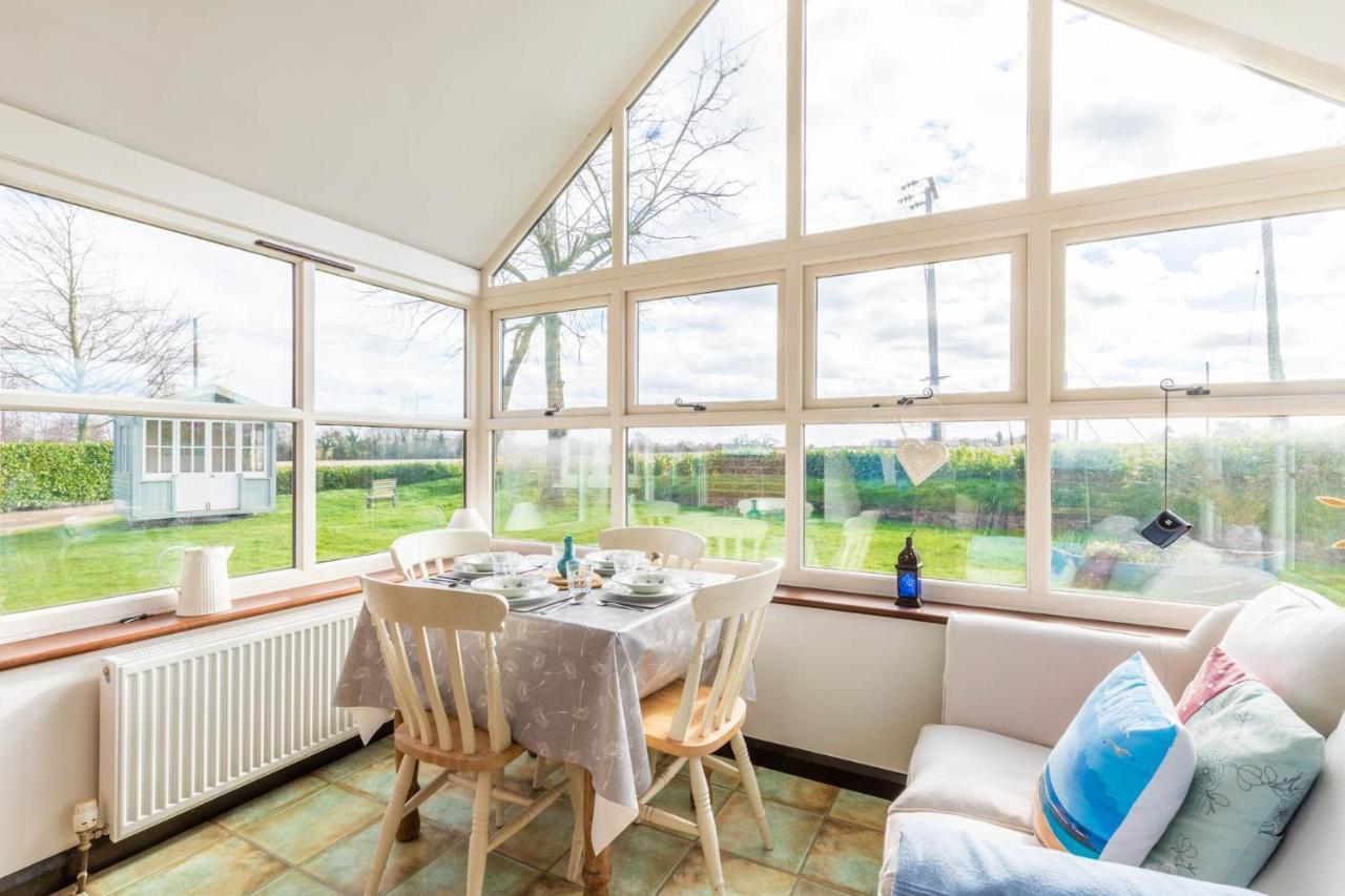 Host & Stay - Woodfalls Barn Burgh and Tuttington Luaran gambar