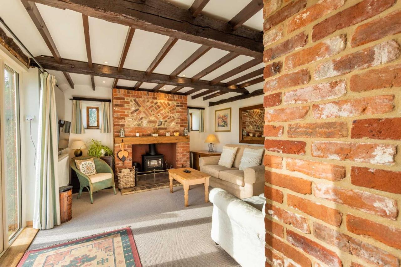 Host & Stay - Woodfalls Barn Burgh and Tuttington Luaran gambar
